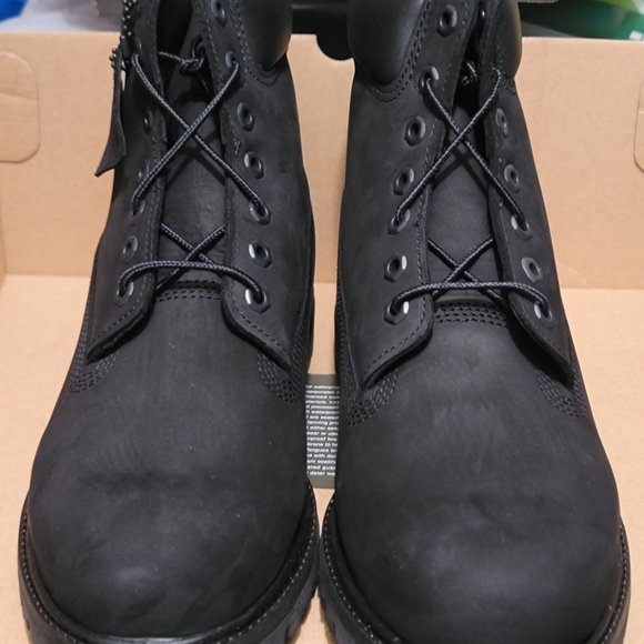 2 pairs of boots and a pair of sneakers main image 11